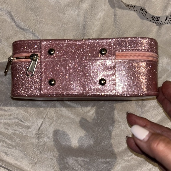 Pink Glitter Case Can Hold Makeup or Anything Your Sparkling Heart Desires - Picture 2 of 11